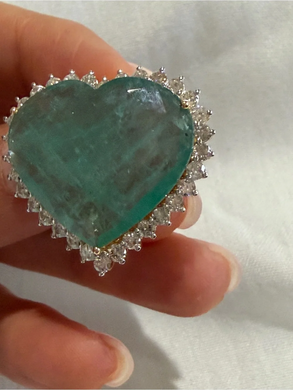 14K Yellow Gold 20.01ct Natural Emerald Heart Pendant 1.56ct Diamond Halo